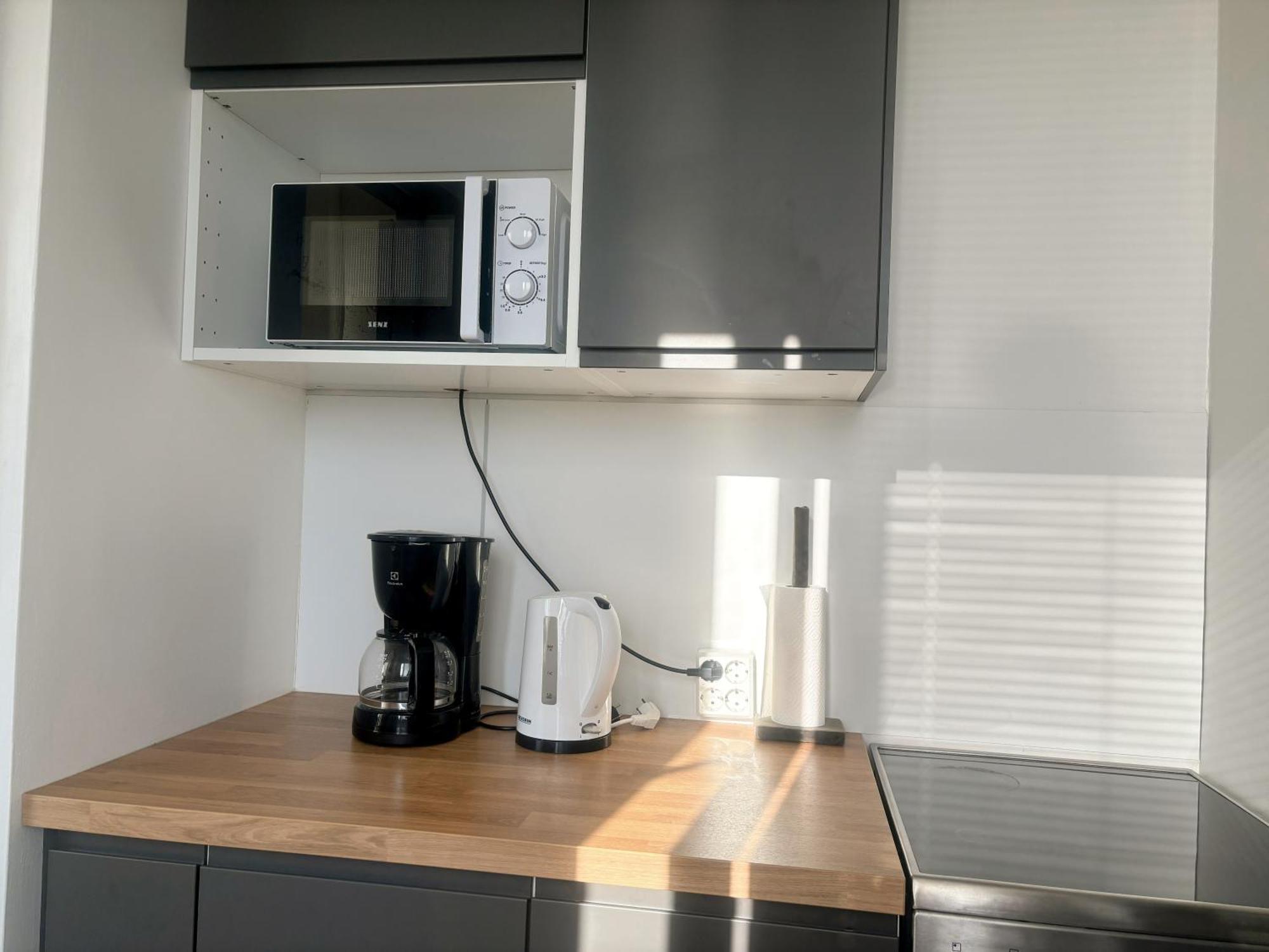 Modern Studio, Private Free Parking ,Near Metro Гельсінкі Екстер'єр фото