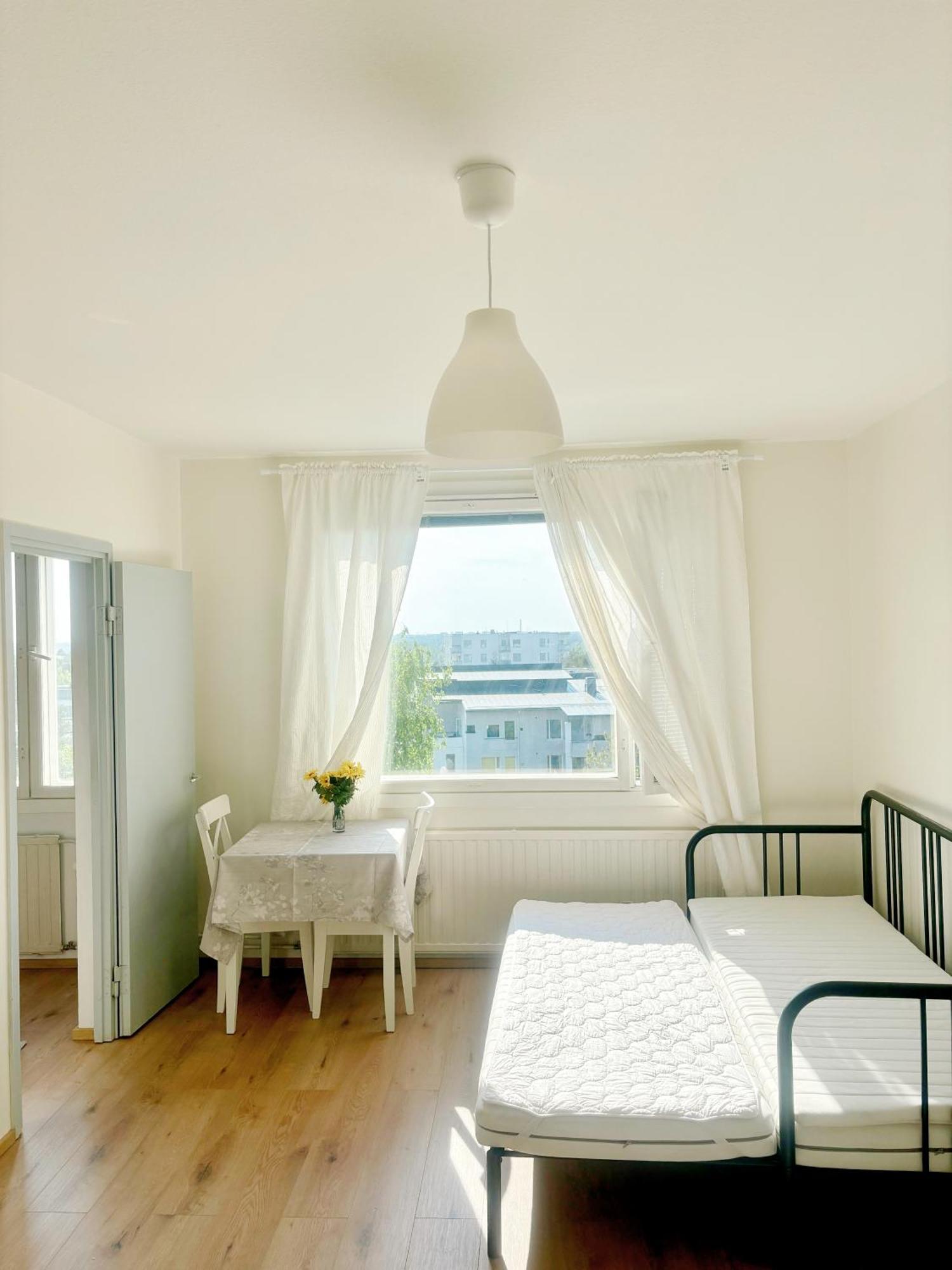 Modern Studio, Private Free Parking ,Near Metro Гельсінкі Екстер'єр фото